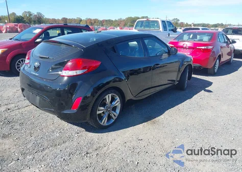2017 Hyundai Veloster Value Edition z USA, uszkodzony, nr VIN KMHTC6AD9HU324489